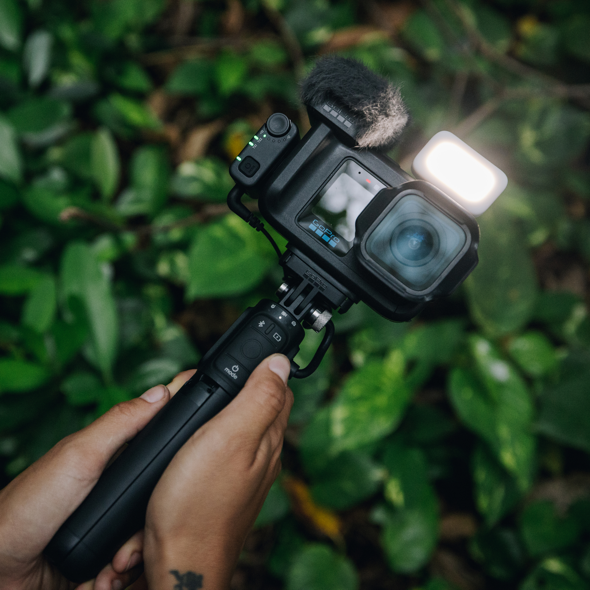 Đèn GoPro Light Mod kèm Kẹp Swivel Clip (ALTSK-002) - Gopro Zeus Mini | Hàng chính hãng - chi tiết 10