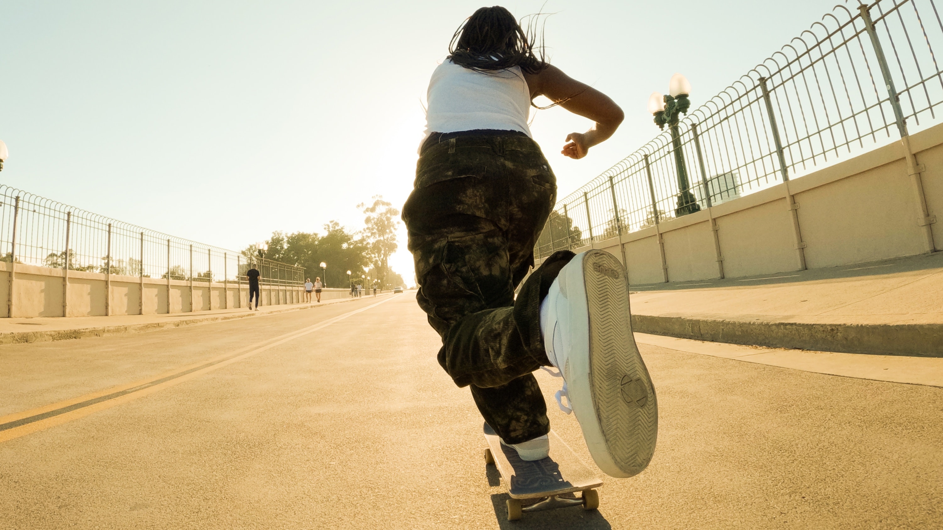 HERO13 Black Skateboard Bundle