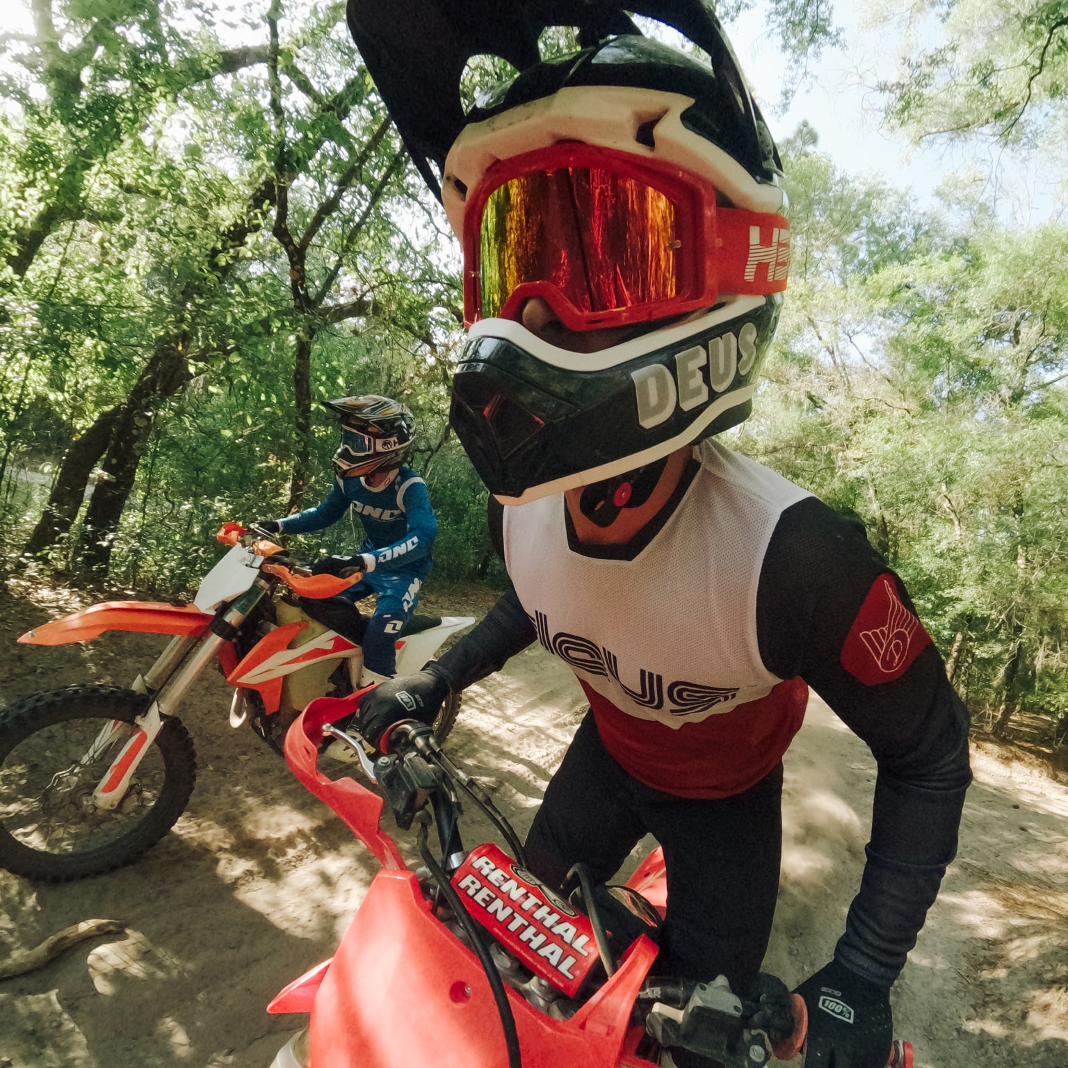 Batteria E Caricabatterie Per GoPro HERO13 - 2 Batterie 2100mAh + Caricatore Triplo, Compatibile