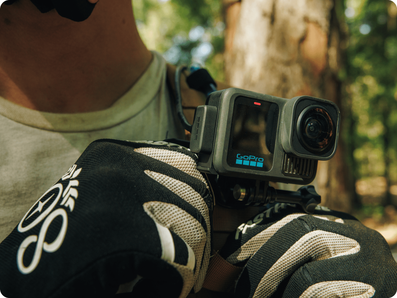 ערכת דלת סוללה מגנטית וכבל חשמל למצלמות HERO13/12/11 Black