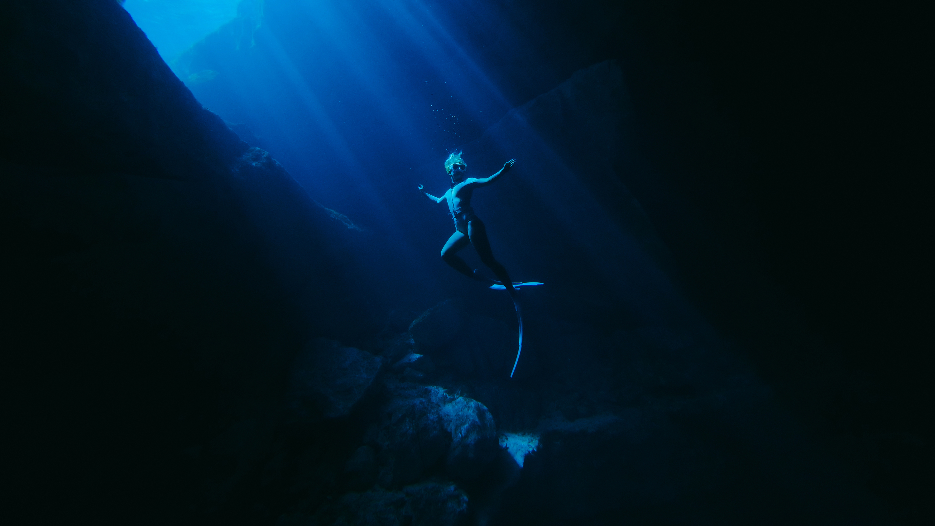 MISSION 1 PRO Dive Bundle