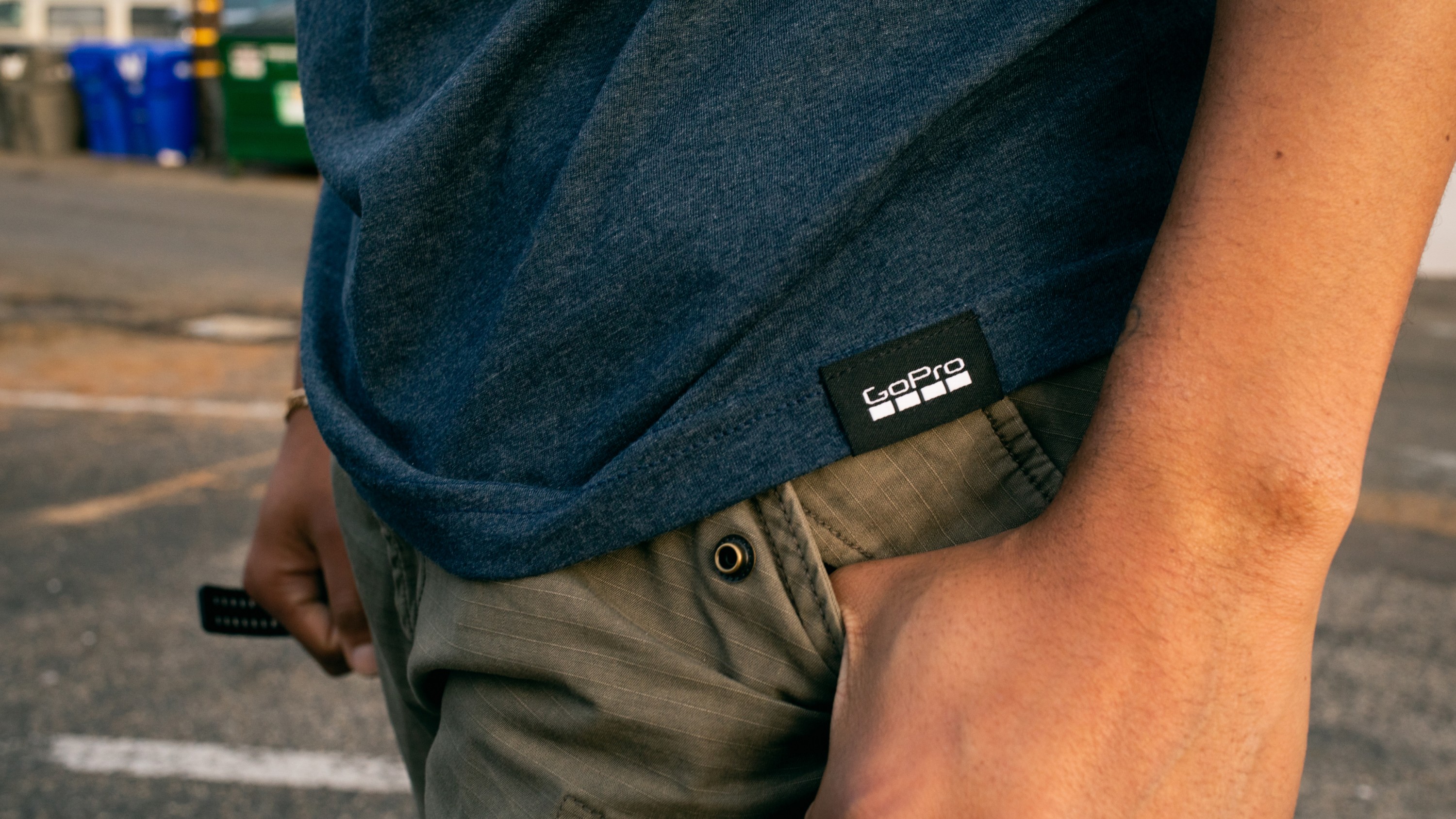 GoPro The Collector - Camera Graphic Tee waist tag