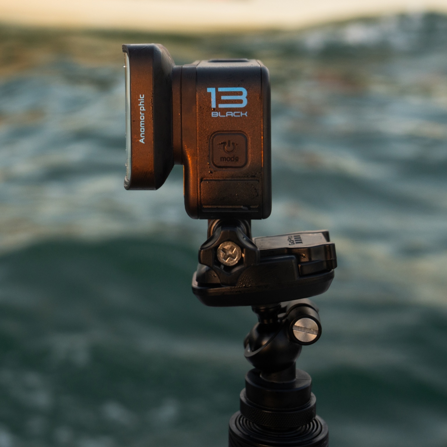 その他 GoPro アナモフィックレンズモッド - シネマティックな超広角レンズ | GoPro