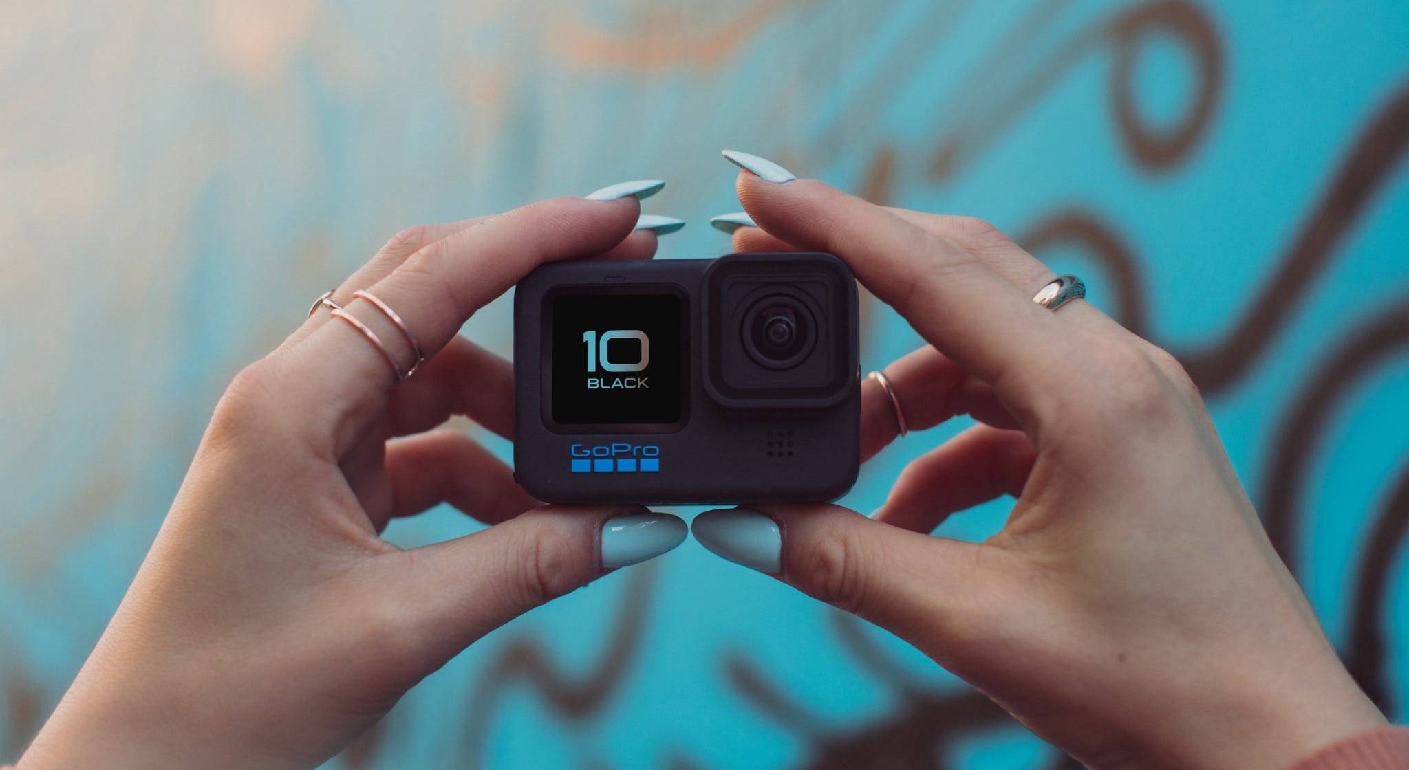 Holiday HERO10 Black Camera Deals & Bundles GoPro