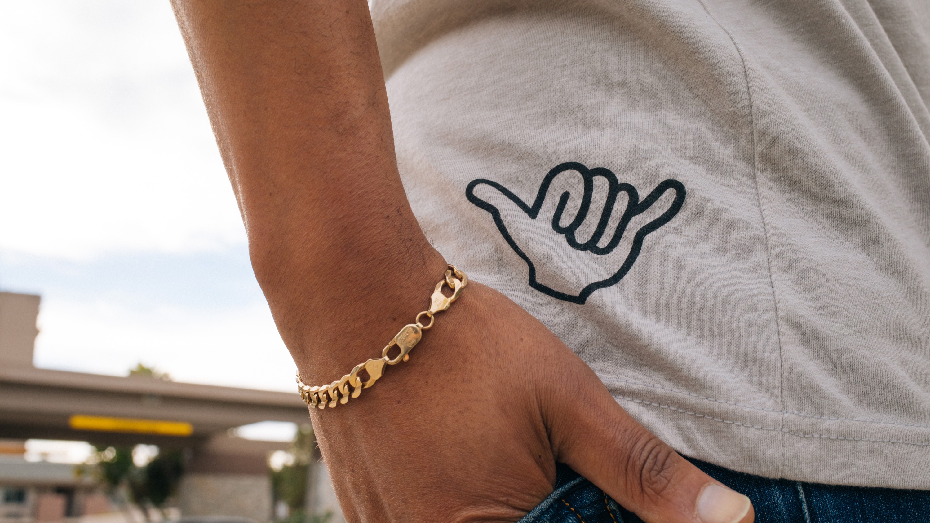 GoPro Aloha - Logo Graphic Tee shaka closeup