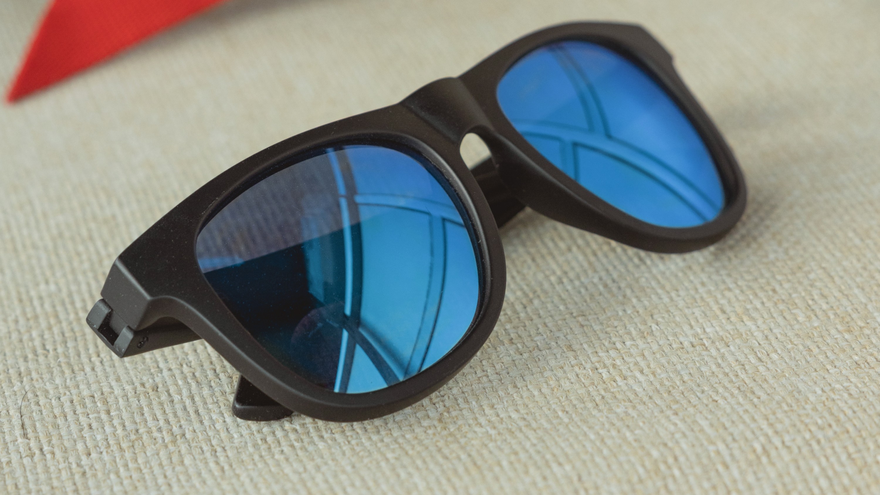 GoPro Poolside  – Floating Polarized Sunglasses