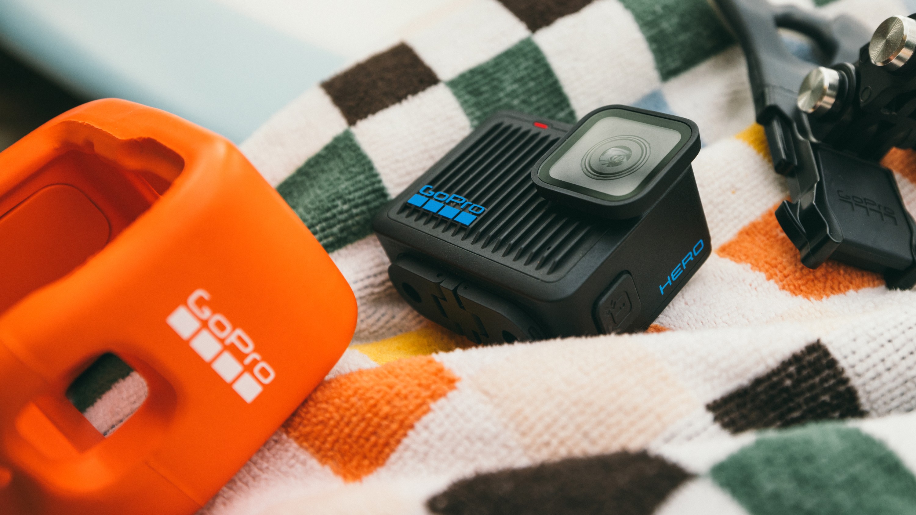 Floaty for HERO on a beach towel