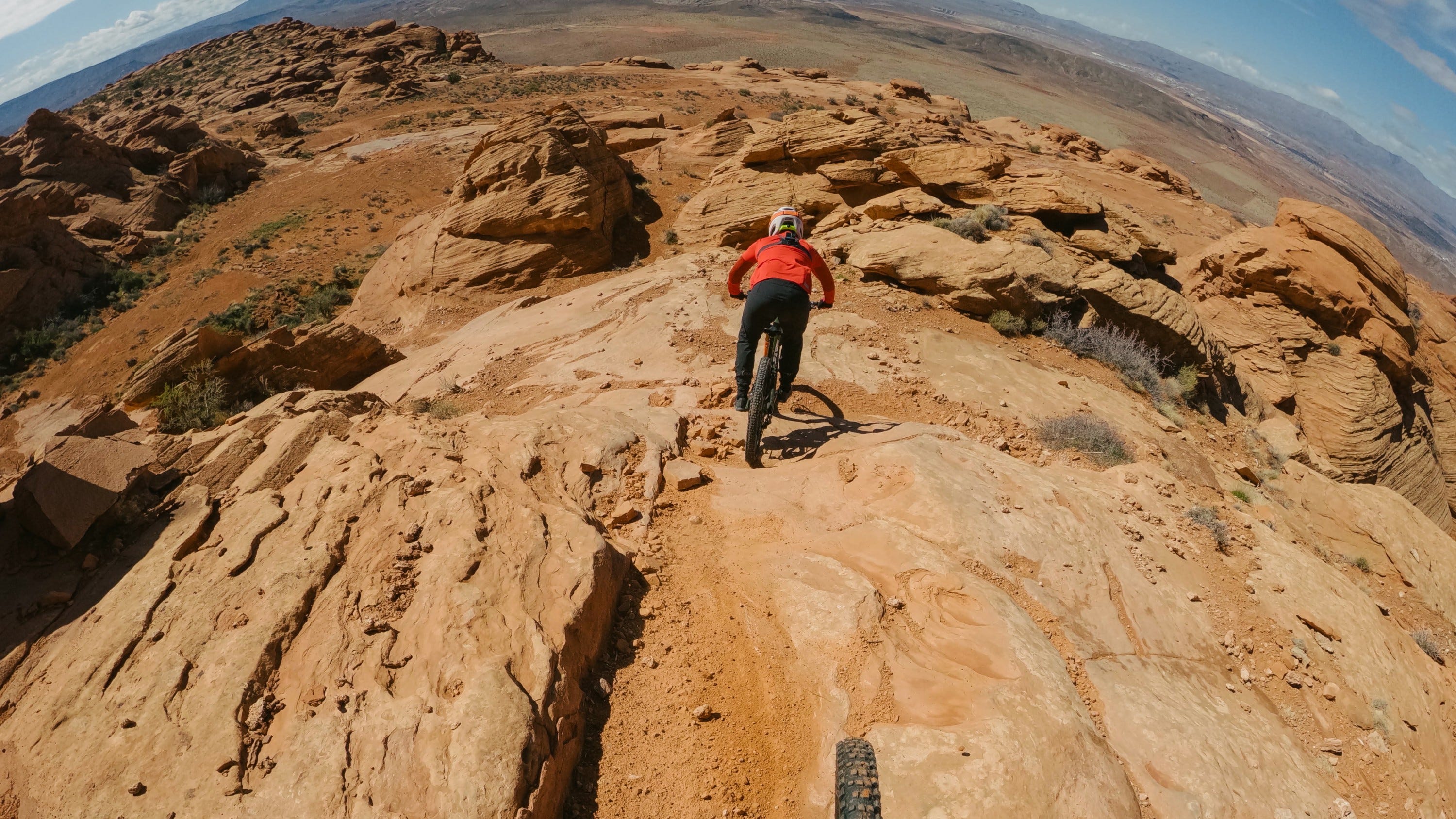 Ponto de vista do motociclista do suporte para câmera de capacete de bicicleta GoPro